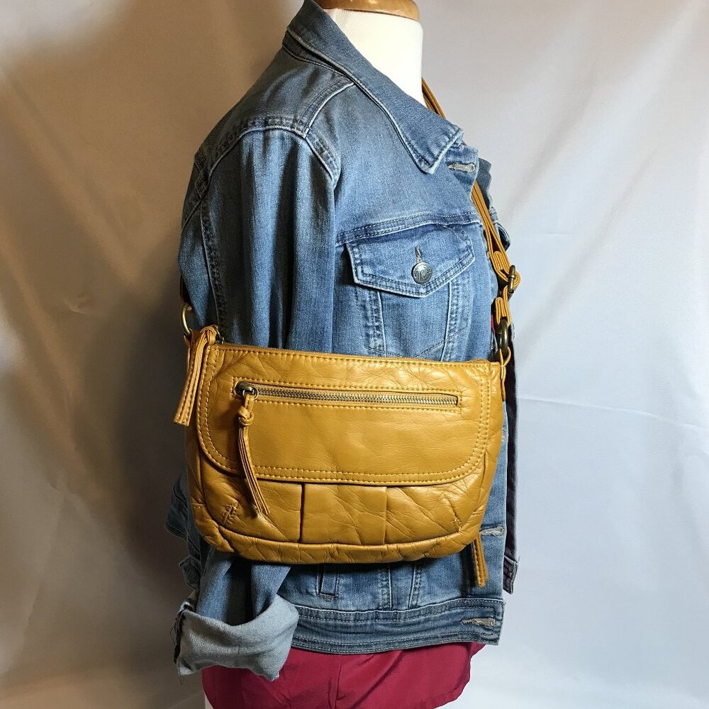 Bueno Faux Leather Crossbody Bag - Picture 9 of 9